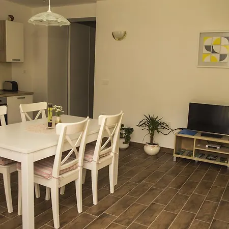 Maligoj Apartment